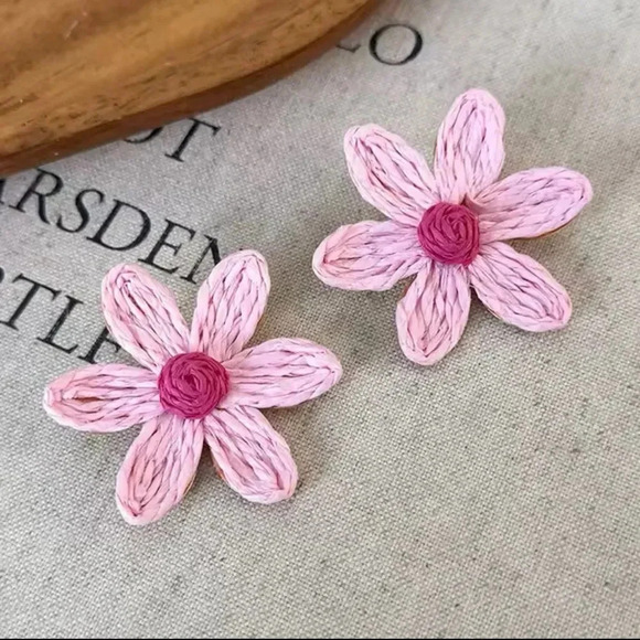 Lalita Pink Sky Boho Raffia Flower Earrings - Picture 7 of 9